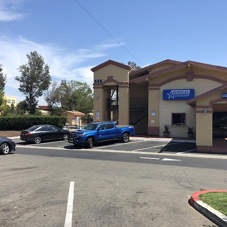Americas Best Value Inn & Suites Escondido Exteriör bild