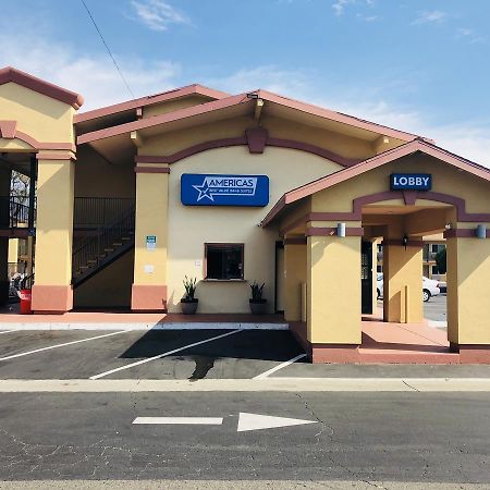 Americas Best Value Inn & Suites Escondido Exteriör bild