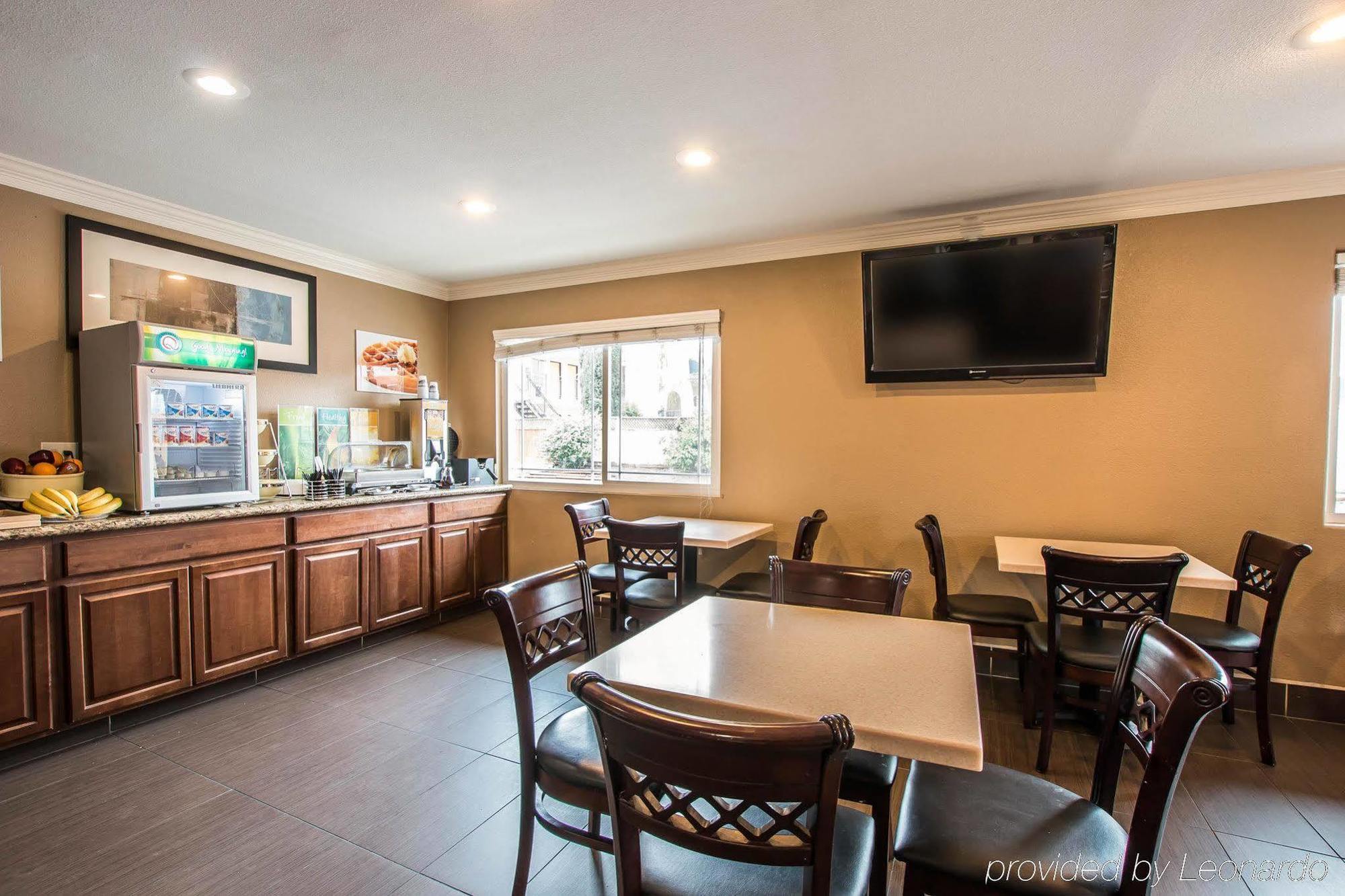 Americas Best Value Inn & Suites Escondido Exteriör bild