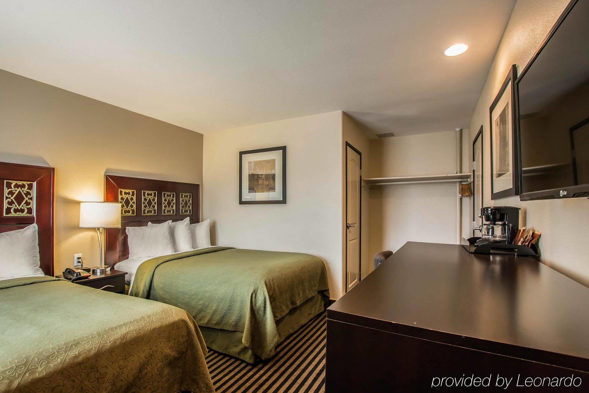 Americas Best Value Inn & Suites Escondido Exteriör bild