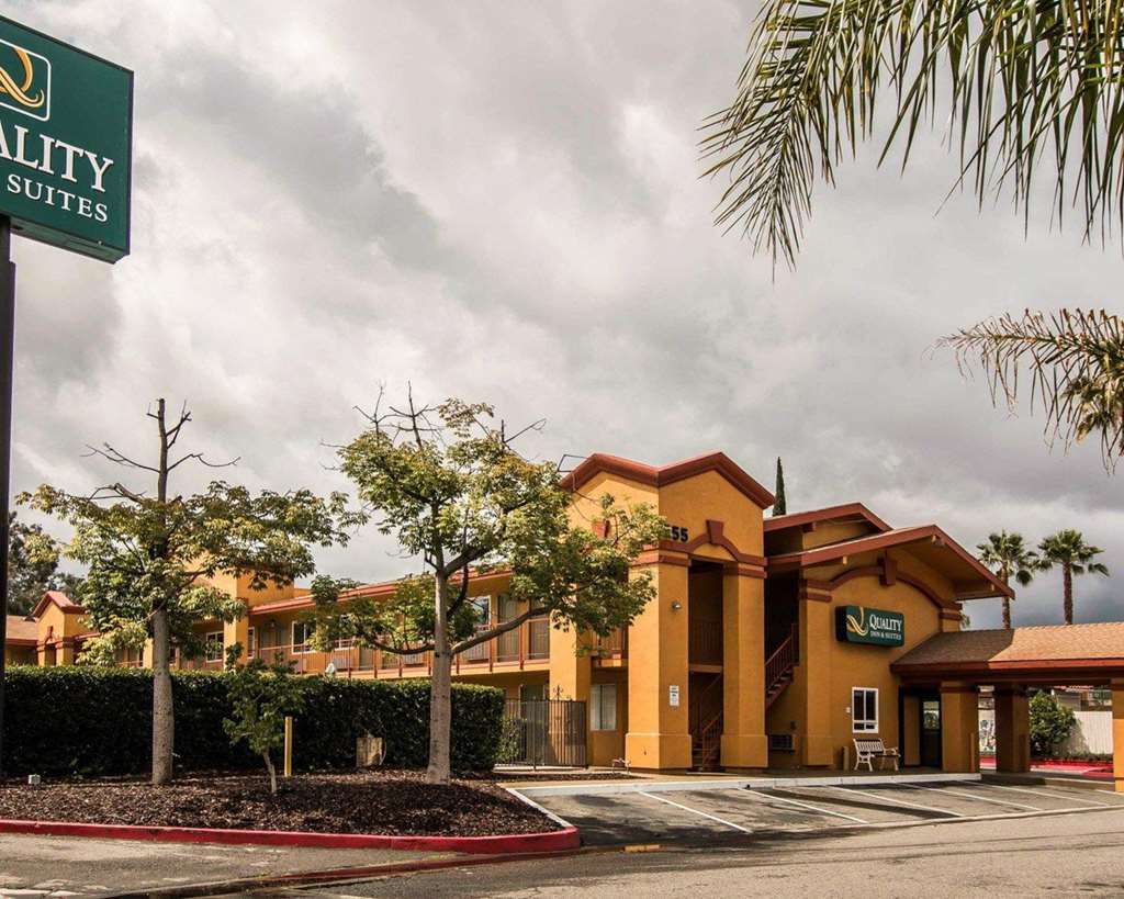 Americas Best Value Inn & Suites Escondido Exteriör bild