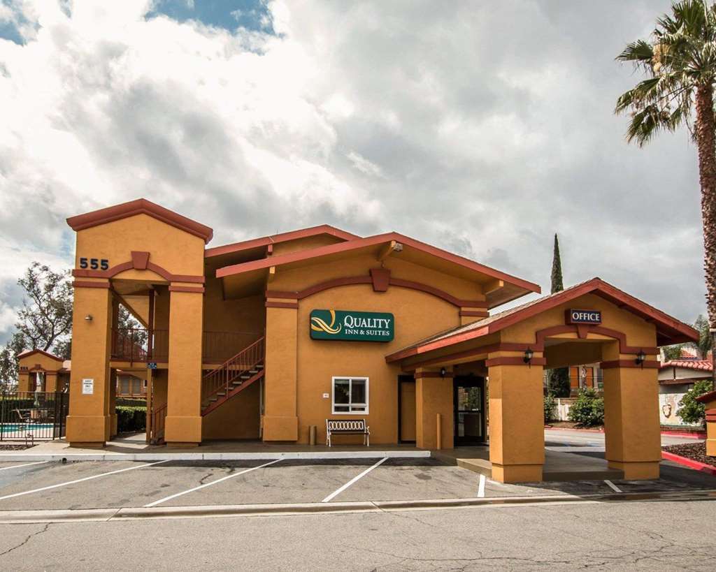 Americas Best Value Inn & Suites Escondido Exteriör bild