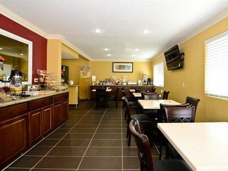 Americas Best Value Inn & Suites Escondido Exteriör bild