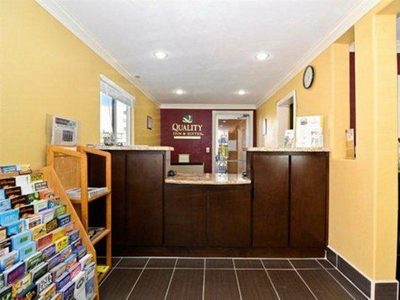 Americas Best Value Inn & Suites Escondido Exteriör bild